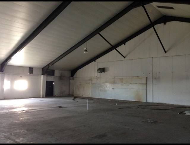 800M² FACTORY TO LET IN AIRPORT INDUSTRIA